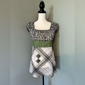 Charlotte Russe Women’s Top Blouse Tunic Size M